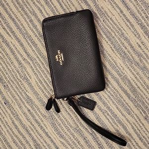 COACH Double Corner Zip Wristlet
